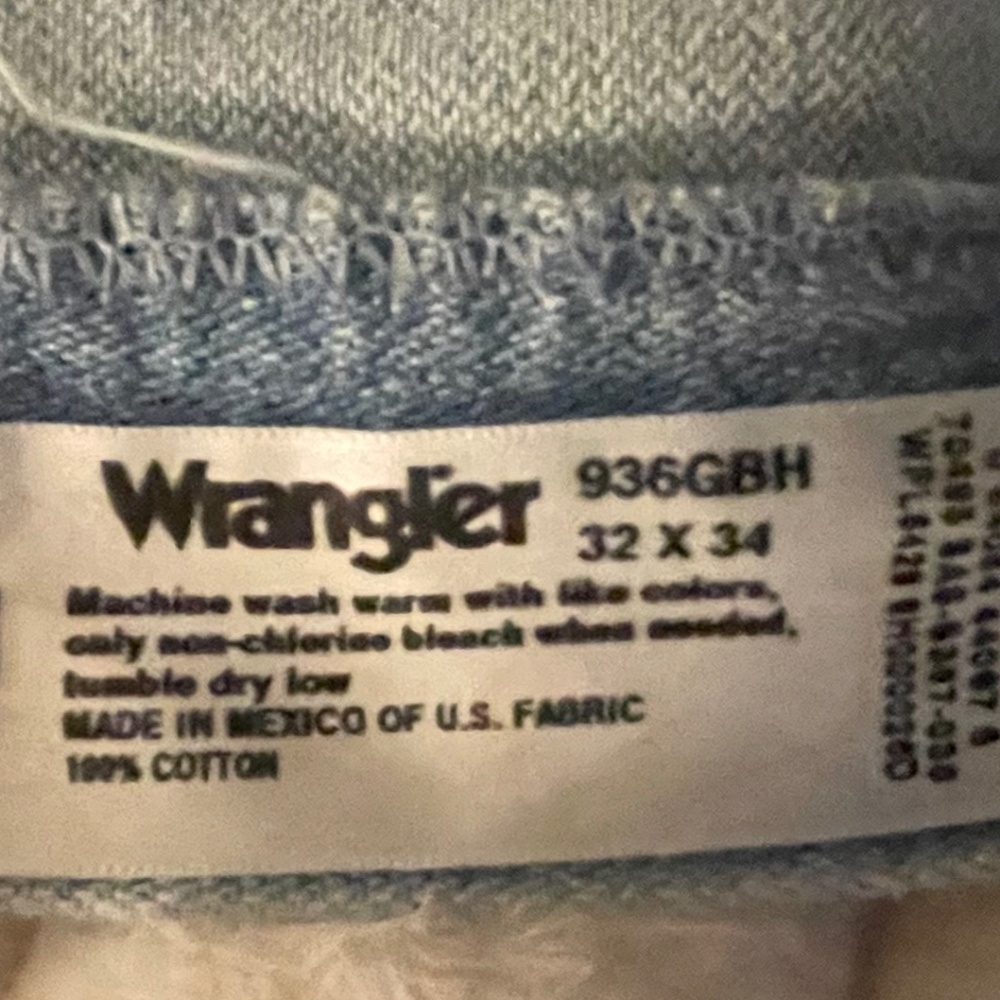 Wrangler Women’s Cowboy Cut Jean, size 32x34, light wash,VINTAGE - Picture 3 of 5